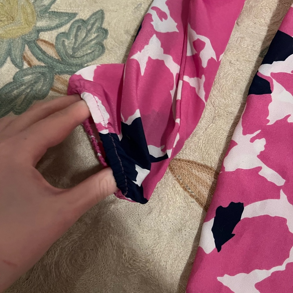 Pink blouse - Picture 2 of 4